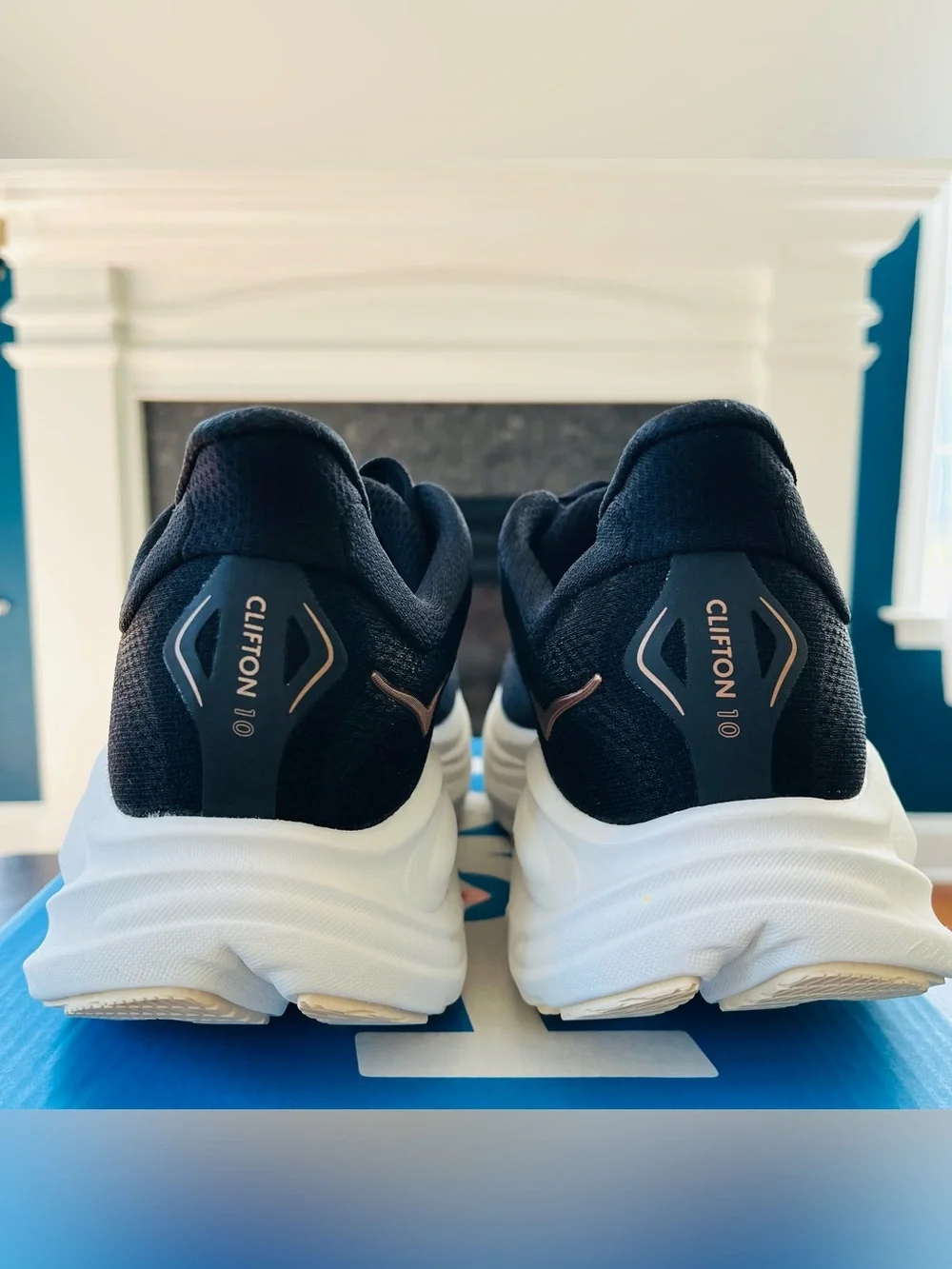Sz 10 HOKA Clifton 10 Women's Running Shoes Black/Rose Gold 1162031/BRGL